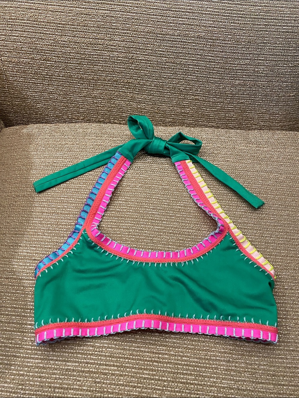 🌼 Platinum Swimwear Halter Bikini Top multicolor Trim & Multicolor Stitching